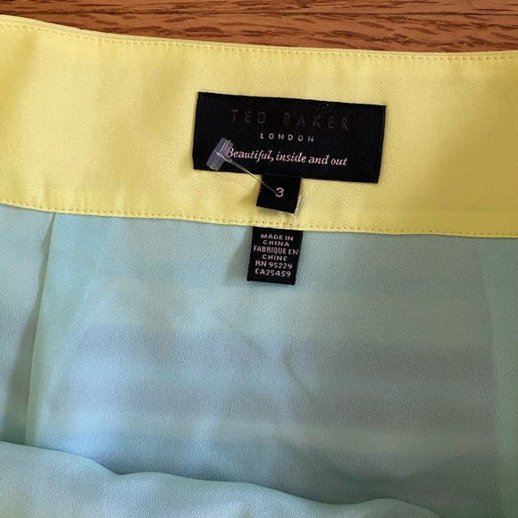 Ted Baker Skirt Women’s Sz 3 Multicolored A-line Striped Flaw Shown in Pics - Picture 2 of 12